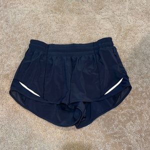 Lululemon Hotty Hot Low-Rise Shorts